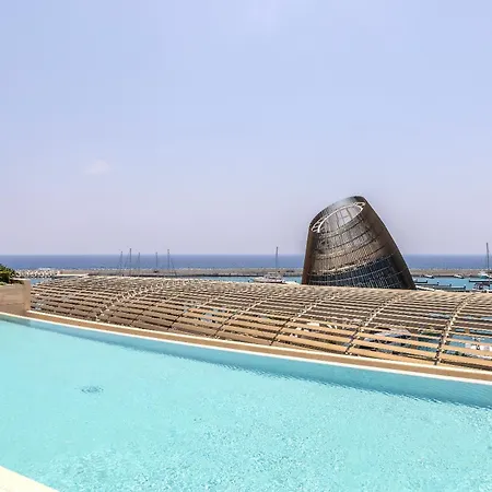 Marina East Tower Apartment *
