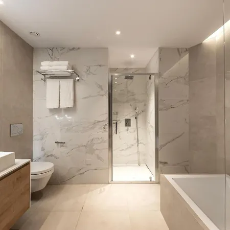 Apartment Marina East Tower *